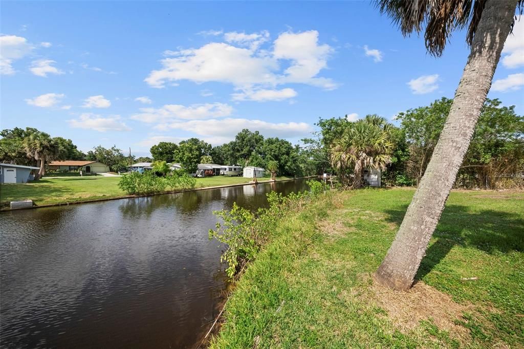 For Sale: $345,000 (3 beds, 2 baths, 1170 Square Feet)