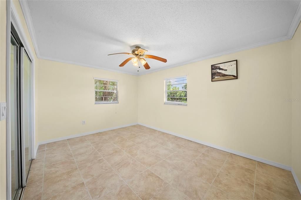 For Sale: $345,000 (3 beds, 2 baths, 1170 Square Feet)