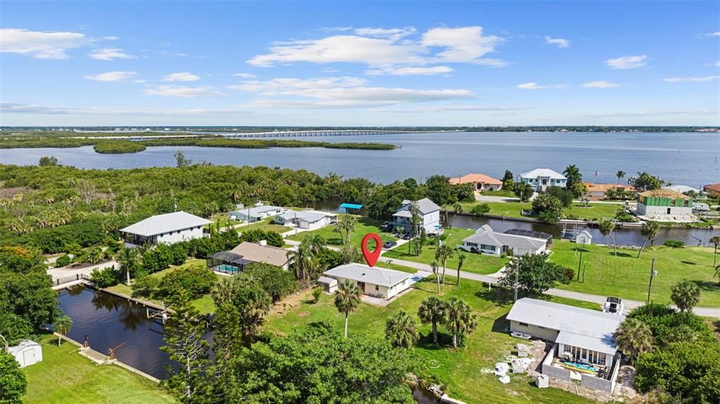 For Sale: $345,000 (3 beds, 2 baths, 1170 Square Feet)