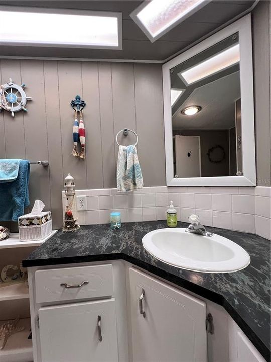 For Sale: $199,000 (2 beds, 2 baths, 1232 Square Feet)