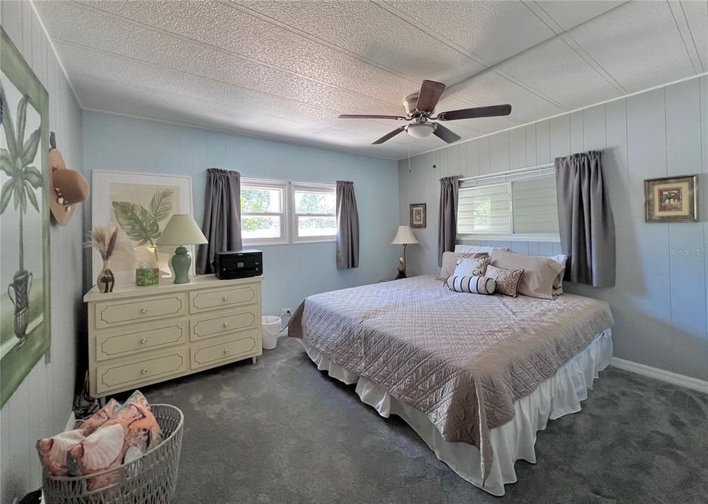 For Sale: $199,000 (2 beds, 2 baths, 1232 Square Feet)