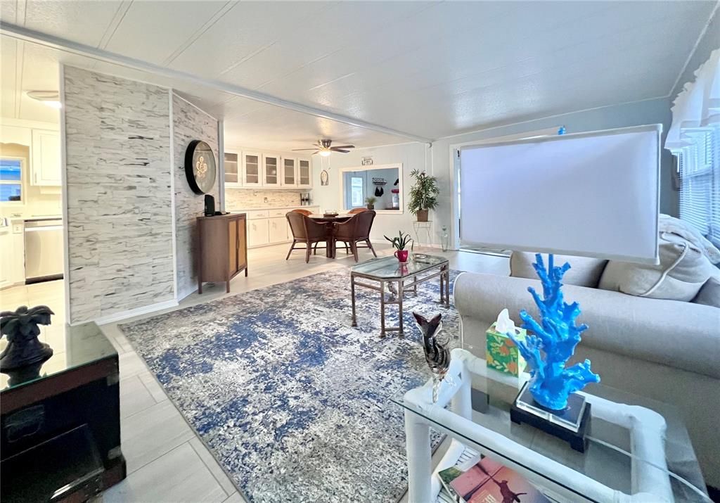 For Sale: $199,000 (2 beds, 2 baths, 1232 Square Feet)