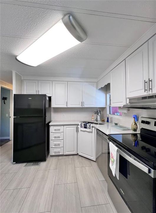 For Sale: $199,000 (2 beds, 2 baths, 1232 Square Feet)