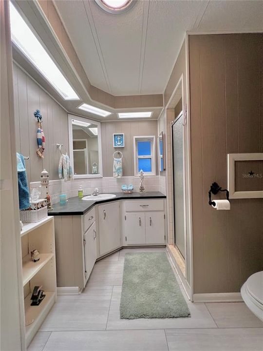 For Sale: $199,000 (2 beds, 2 baths, 1232 Square Feet)