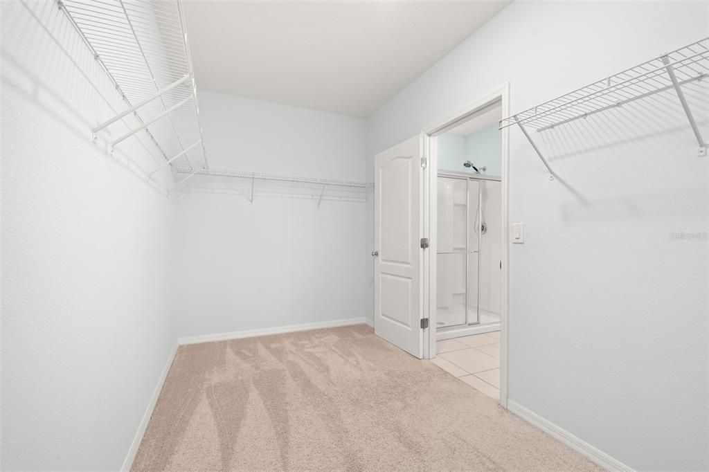 For Sale: $469,000 (4 beds, 2 baths, 2339 Square Feet)