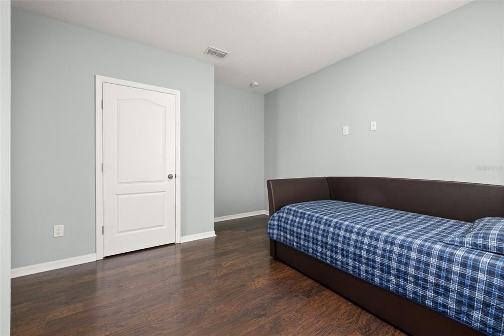 For Sale: $469,000 (4 beds, 2 baths, 2339 Square Feet)