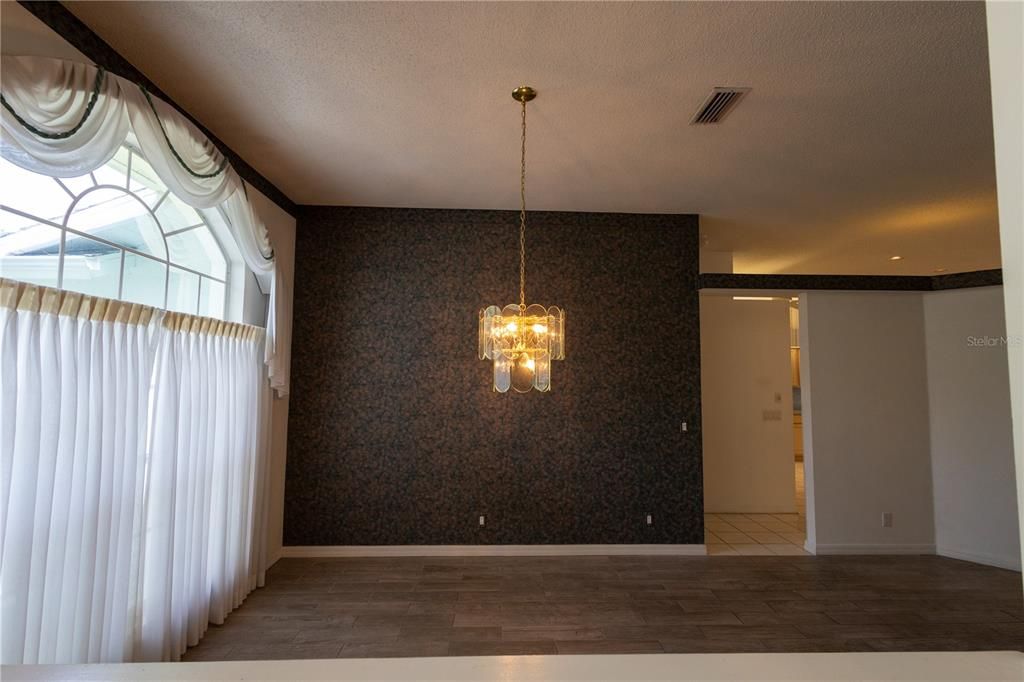For Sale: $515,000 (3 beds, 3 baths, 2509 Square Feet)