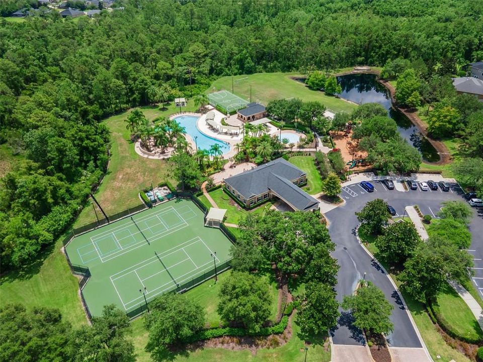 For Sale: $609,000 (4 beds, 3 baths, 2286 Square Feet)