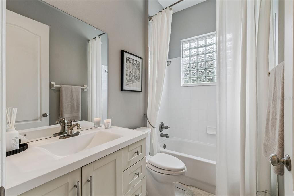 For Sale: $609,000 (4 beds, 3 baths, 2286 Square Feet)