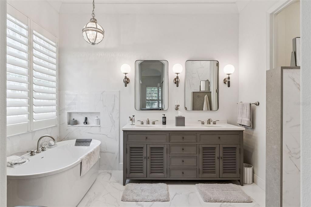 For Sale: $609,000 (4 beds, 3 baths, 2286 Square Feet)