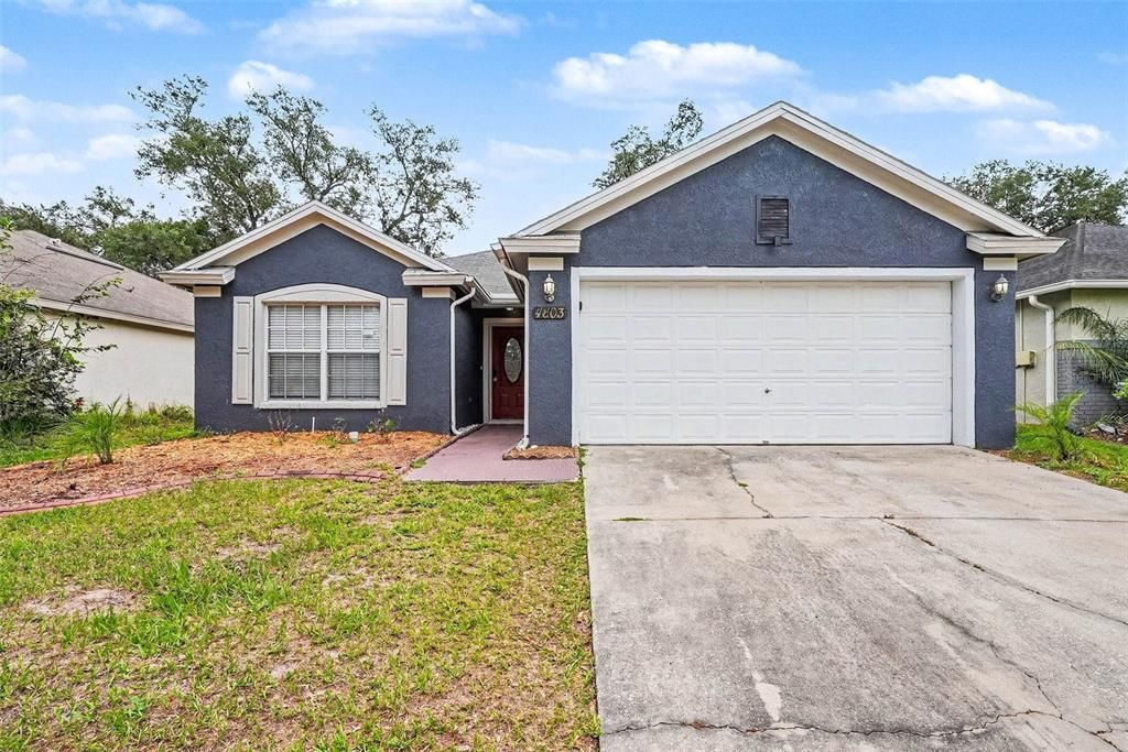 For Sale: $334,900 (4 beds, 2 baths, 1410 Square Feet)