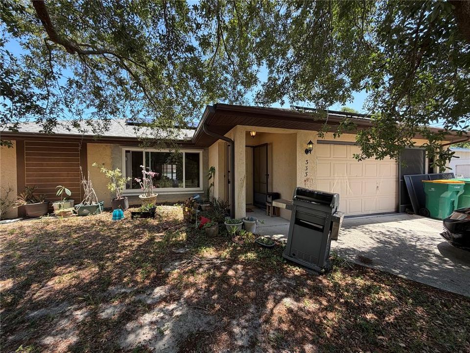 For Sale: $209,900 (2 beds, 2 baths, 1273 Square Feet)