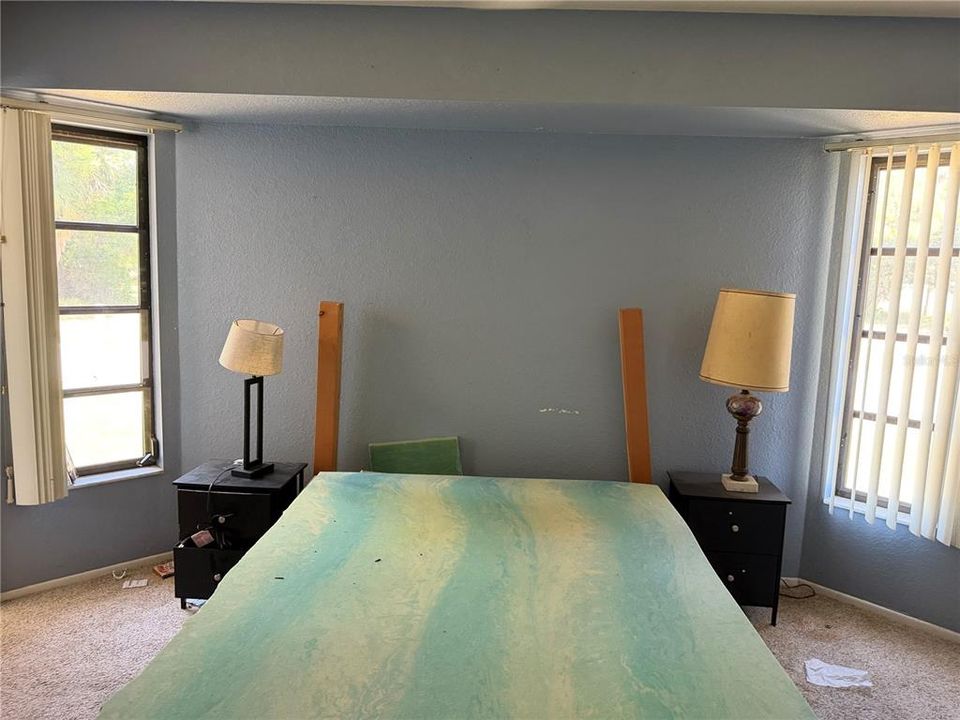 For Sale: $209,900 (2 beds, 2 baths, 1273 Square Feet)