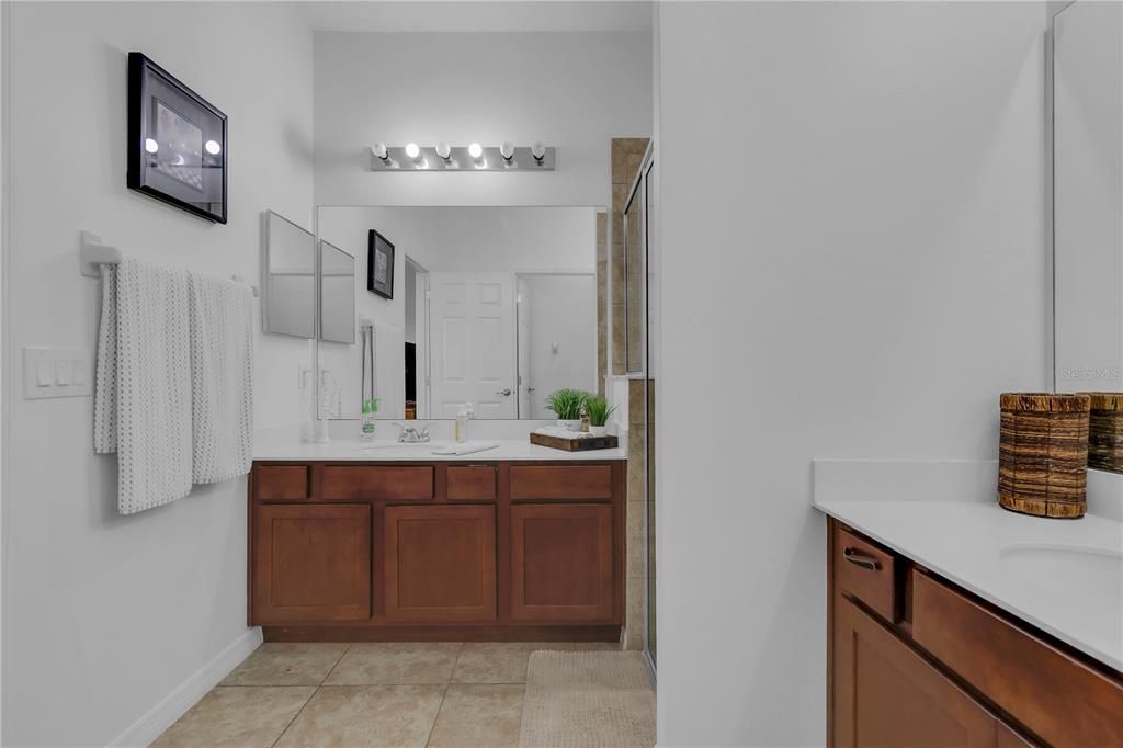 For Sale: $278,000 (3 beds, 2 baths, 1438 Square Feet)