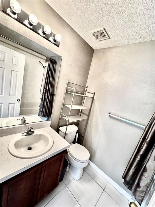 En Venta: $199,900 (2 camas, 2 baños, 1064 Pies cuadrados)