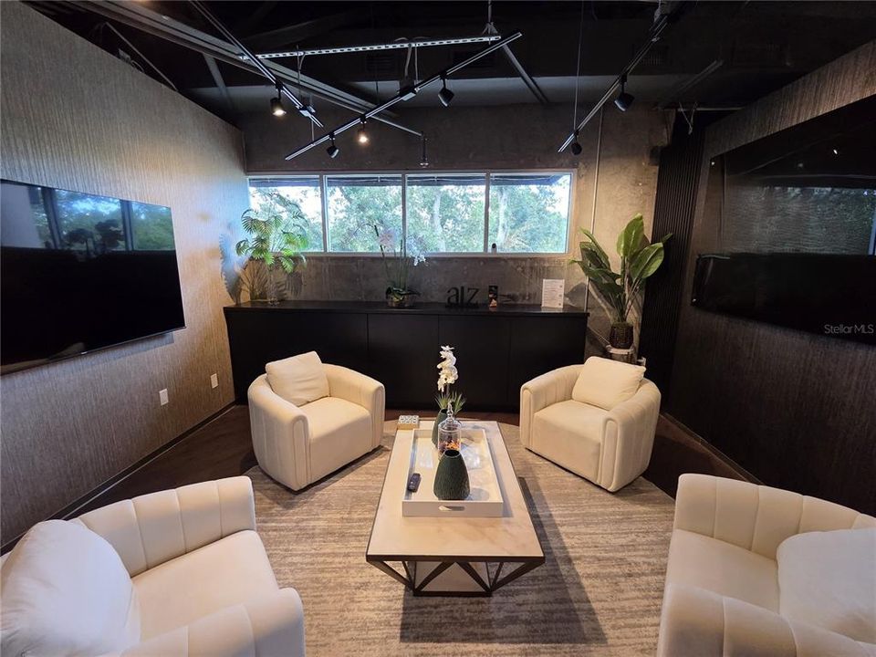 For Sale: $345,000 (0 beds, 0 baths, 755 Square Feet)
