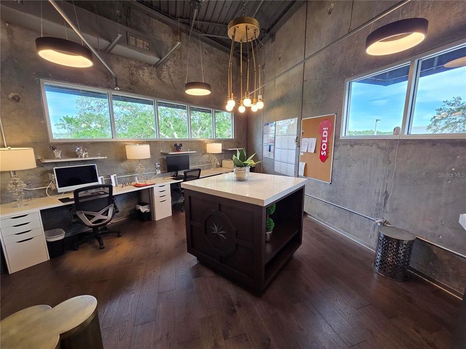 For Sale: $345,000 (0 beds, 0 baths, 755 Square Feet)