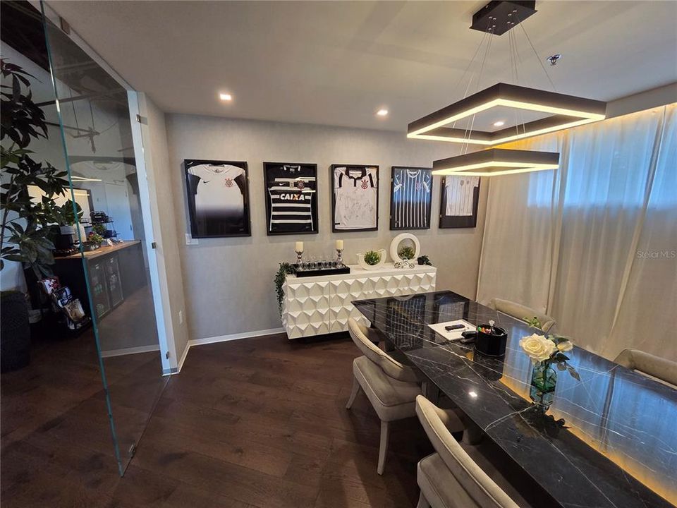 For Sale: $345,000 (0 beds, 0 baths, 755 Square Feet)