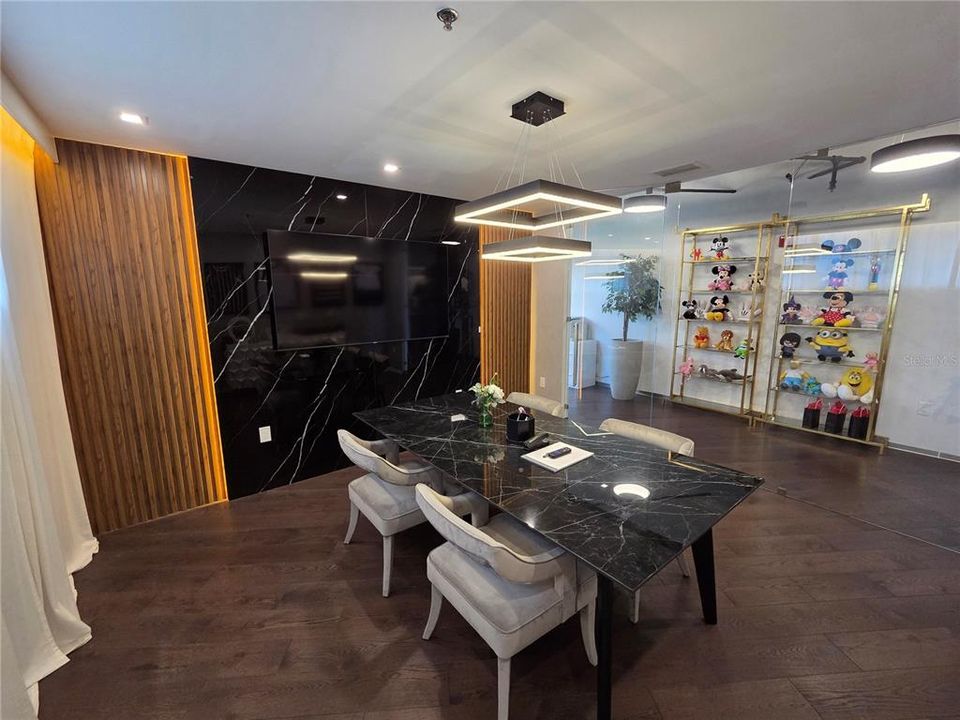 For Sale: $345,000 (0 beds, 0 baths, 755 Square Feet)