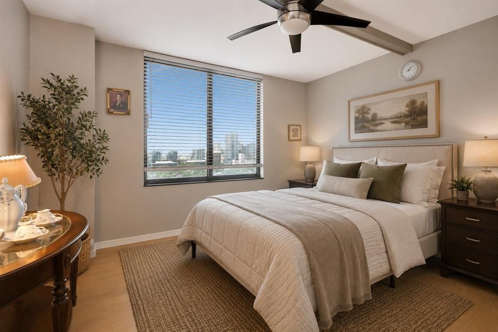 For Sale: $375,000 (2 beds, 2 baths, 1189 Square Feet)