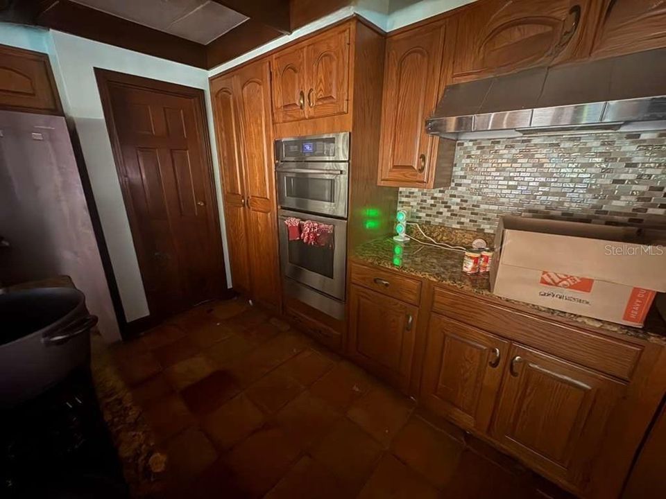 На продажу: $508,000 (3 спален, 4 ванн, 4215 Квадратных фут)
