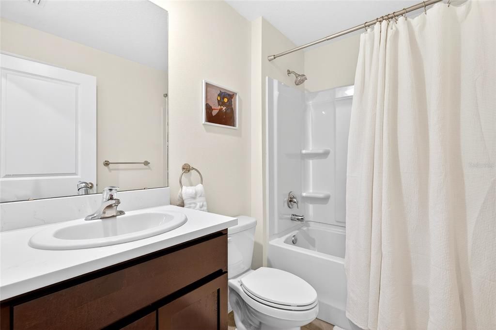 En Venta: $294,000 (3 camas, 2 baños, 1672 Pies cuadrados)