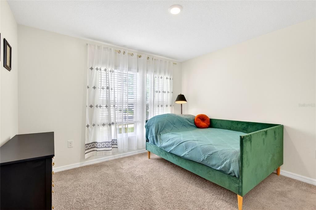 En Venta: $294,000 (3 camas, 2 baños, 1672 Pies cuadrados)