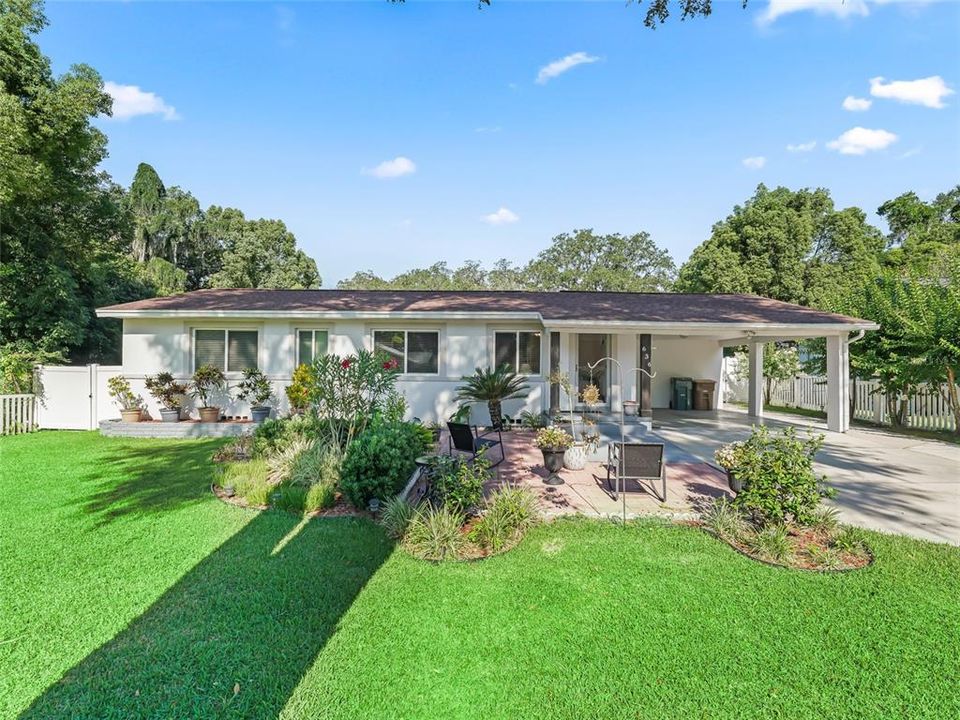 For Sale: $350,000 (3 beds, 2 baths, 1659 Square Feet)