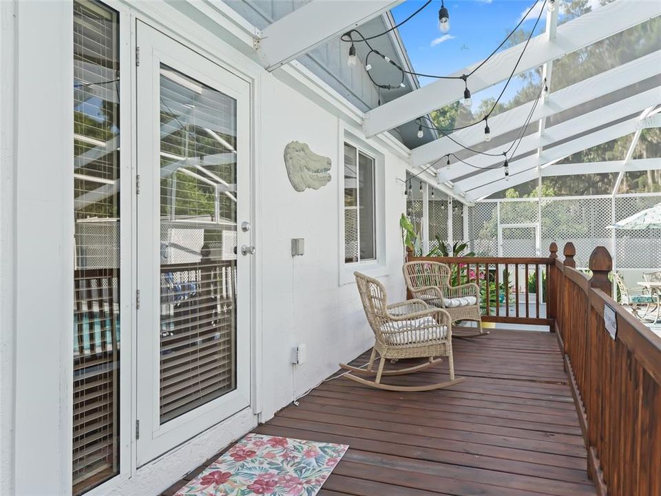 For Sale: $350,000 (3 beds, 2 baths, 1659 Square Feet)