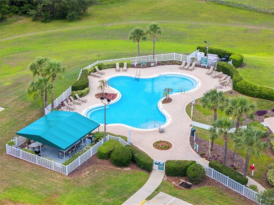 For Sale: $369,900 (2 beds, 2 baths, 2031 Square Feet)
