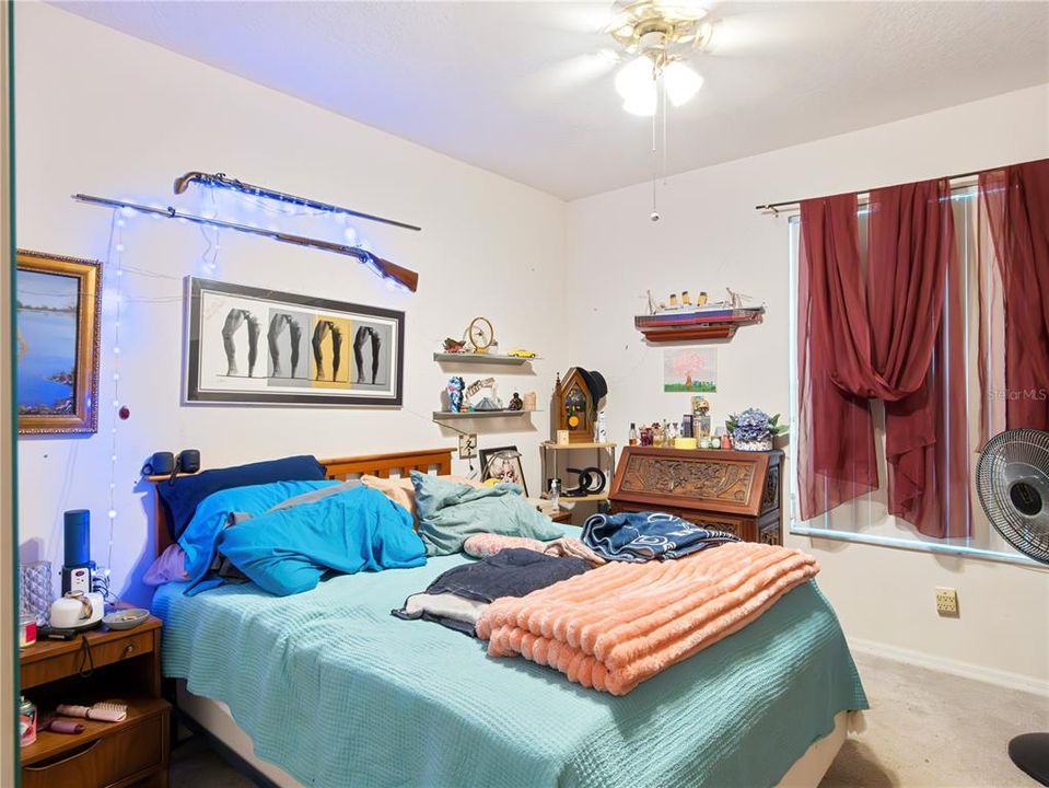 For Sale: $369,900 (2 beds, 2 baths, 2031 Square Feet)