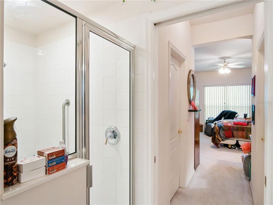 For Sale: $369,900 (2 beds, 2 baths, 2031 Square Feet)