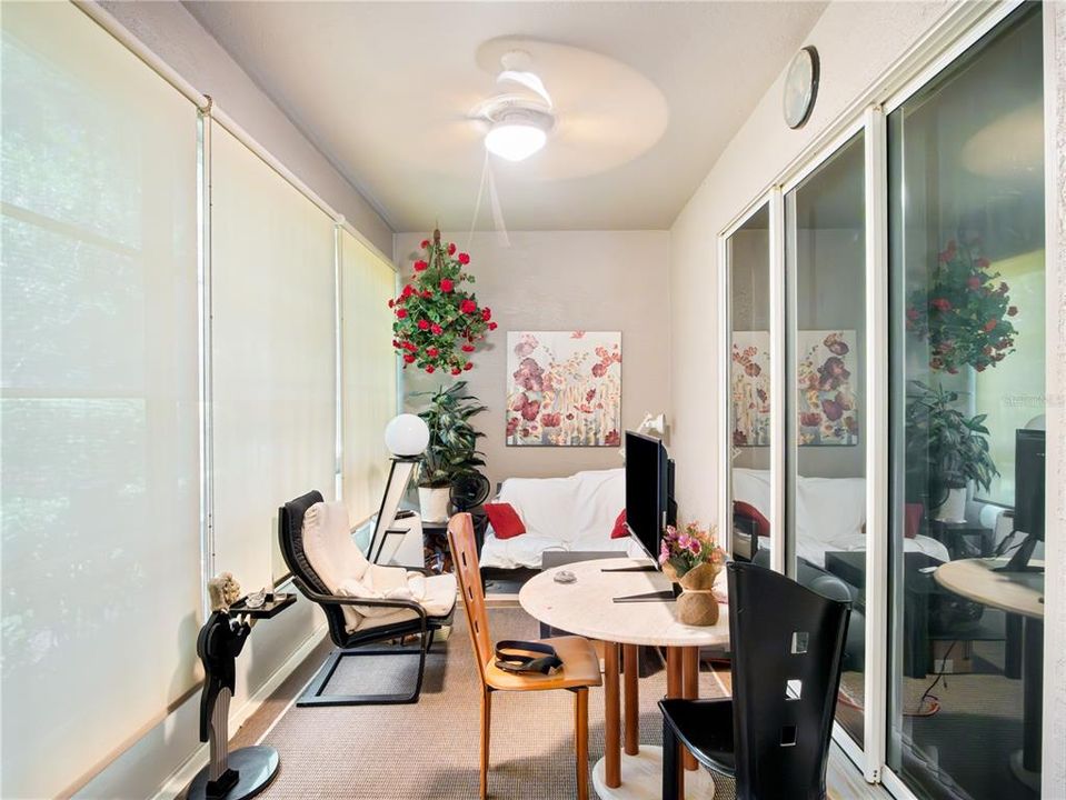For Sale: $369,900 (2 beds, 2 baths, 2031 Square Feet)