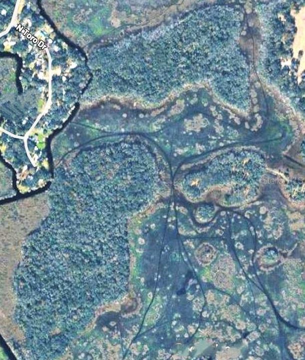 En Venta: $1,000,000 (0.42 acres)