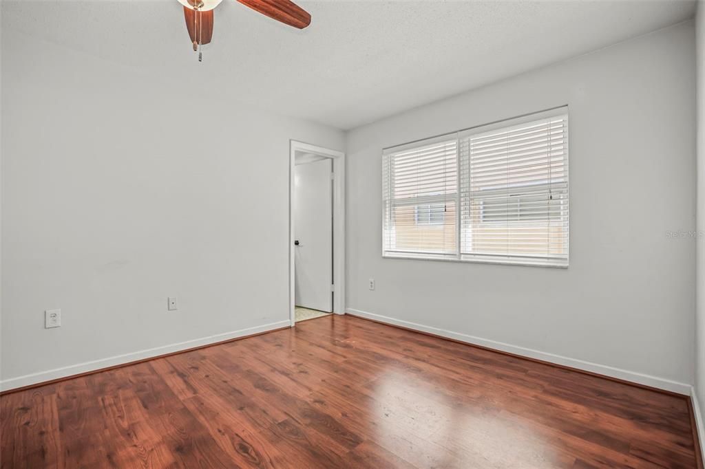 For Rent: $2,000 (2 beds, 2 baths, 875 Square Feet)