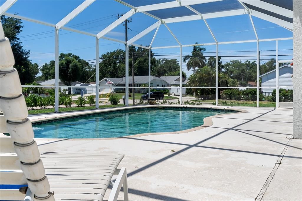 For Sale: $1,050,000 (4 beds, 3 baths, 3470 Square Feet)