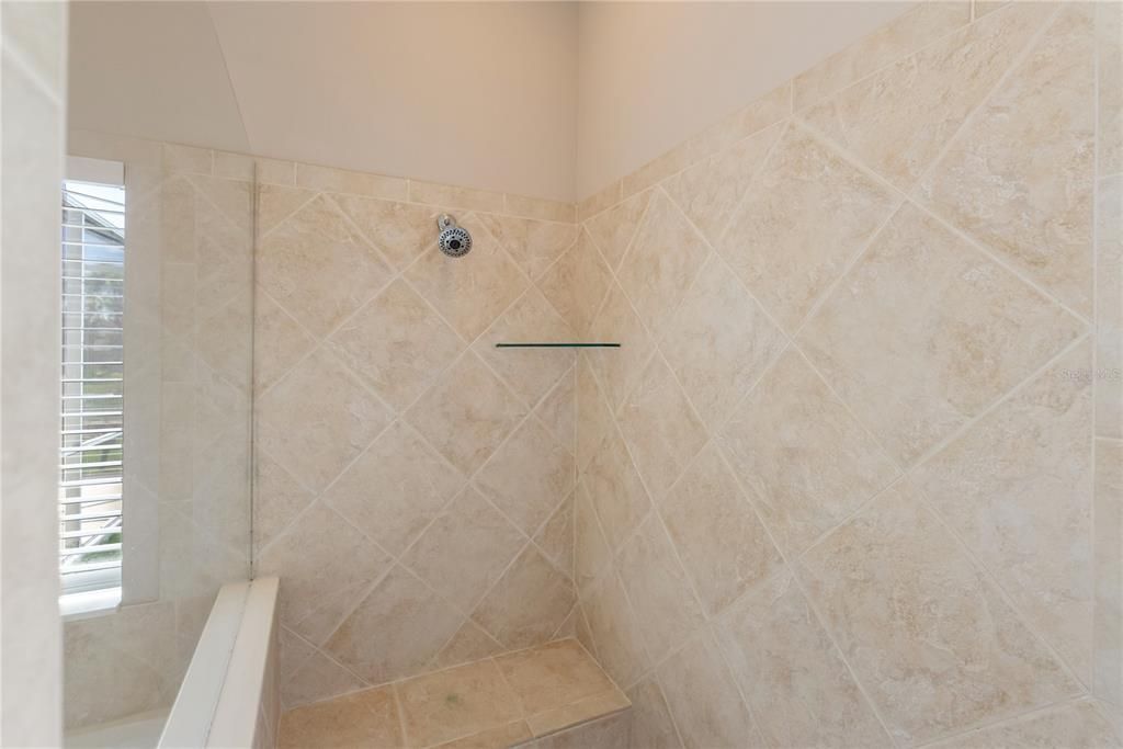 For Sale: $1,050,000 (4 beds, 3 baths, 3470 Square Feet)
