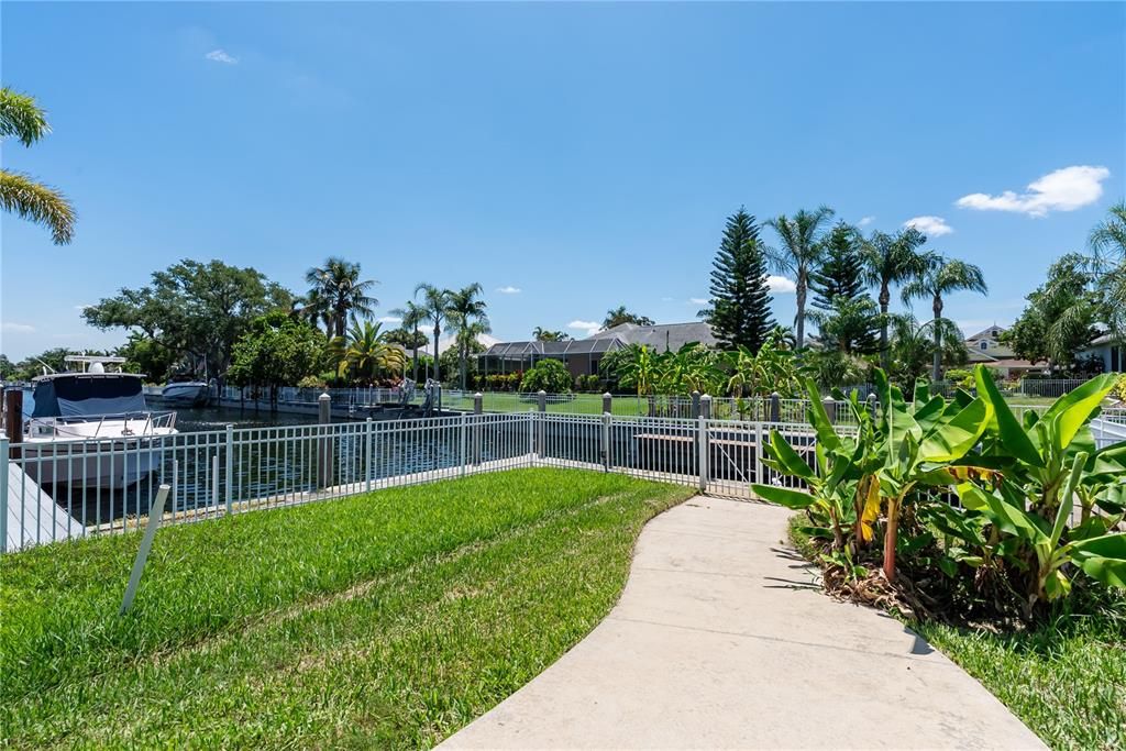 For Sale: $1,050,000 (4 beds, 3 baths, 3470 Square Feet)