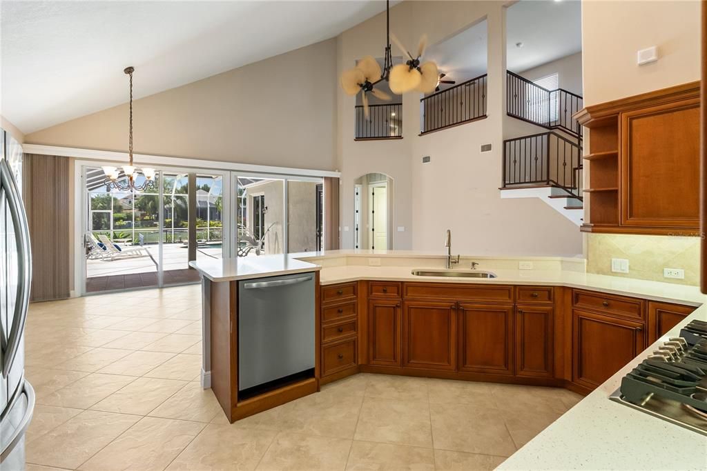 For Sale: $1,050,000 (4 beds, 3 baths, 3470 Square Feet)