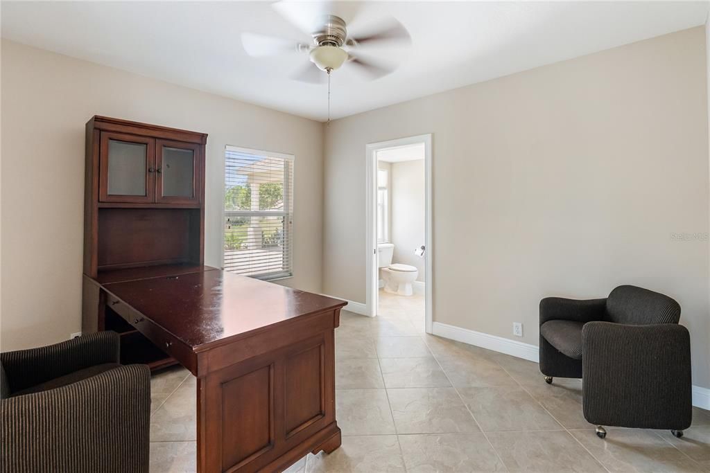For Sale: $1,050,000 (4 beds, 3 baths, 3470 Square Feet)
