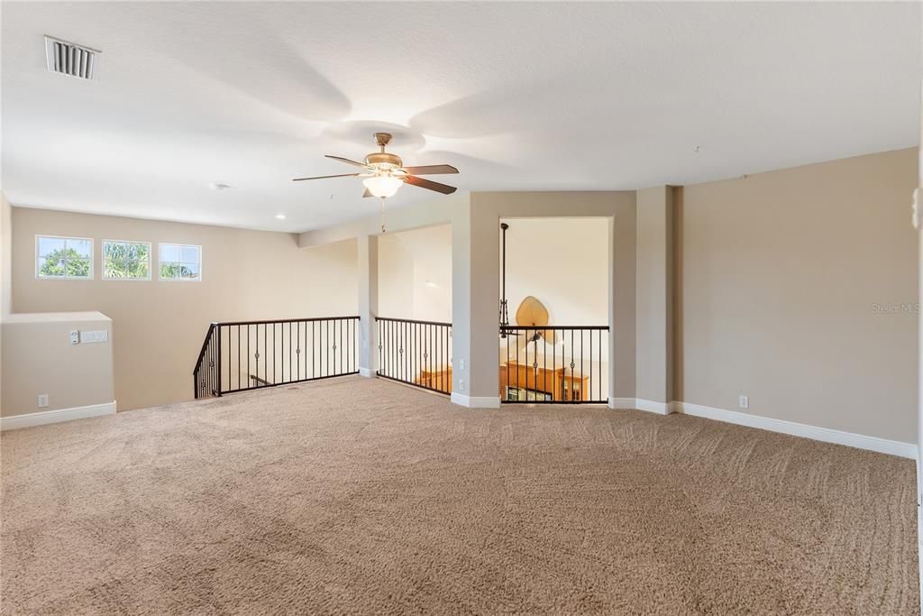 For Sale: $1,050,000 (4 beds, 3 baths, 3470 Square Feet)