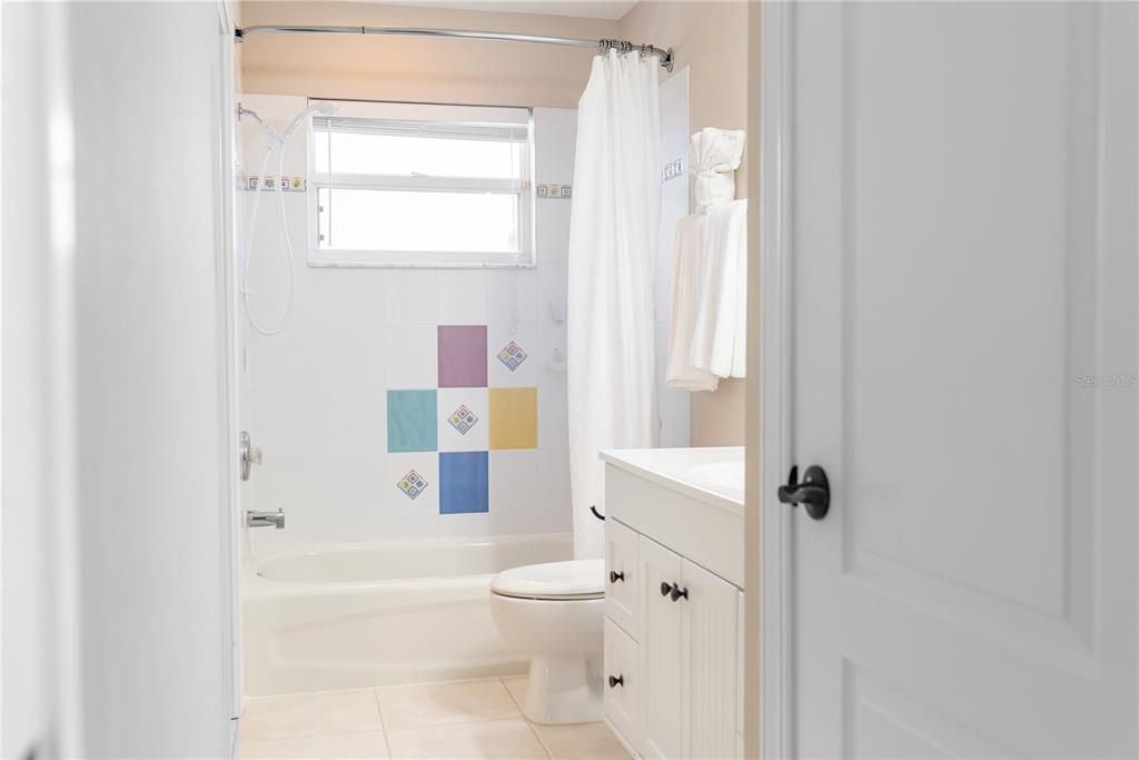 For Sale: $1,050,000 (4 beds, 3 baths, 3470 Square Feet)