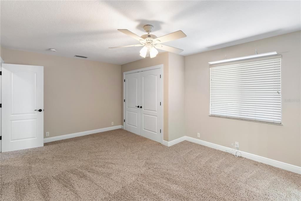 For Sale: $1,050,000 (4 beds, 3 baths, 3470 Square Feet)