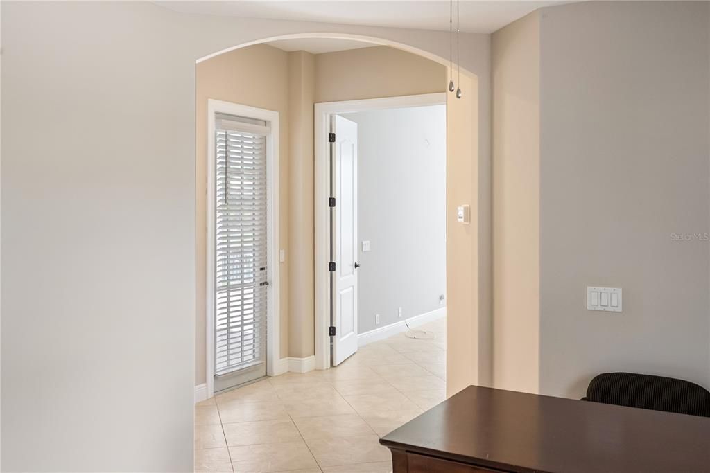 For Sale: $1,050,000 (4 beds, 3 baths, 3470 Square Feet)