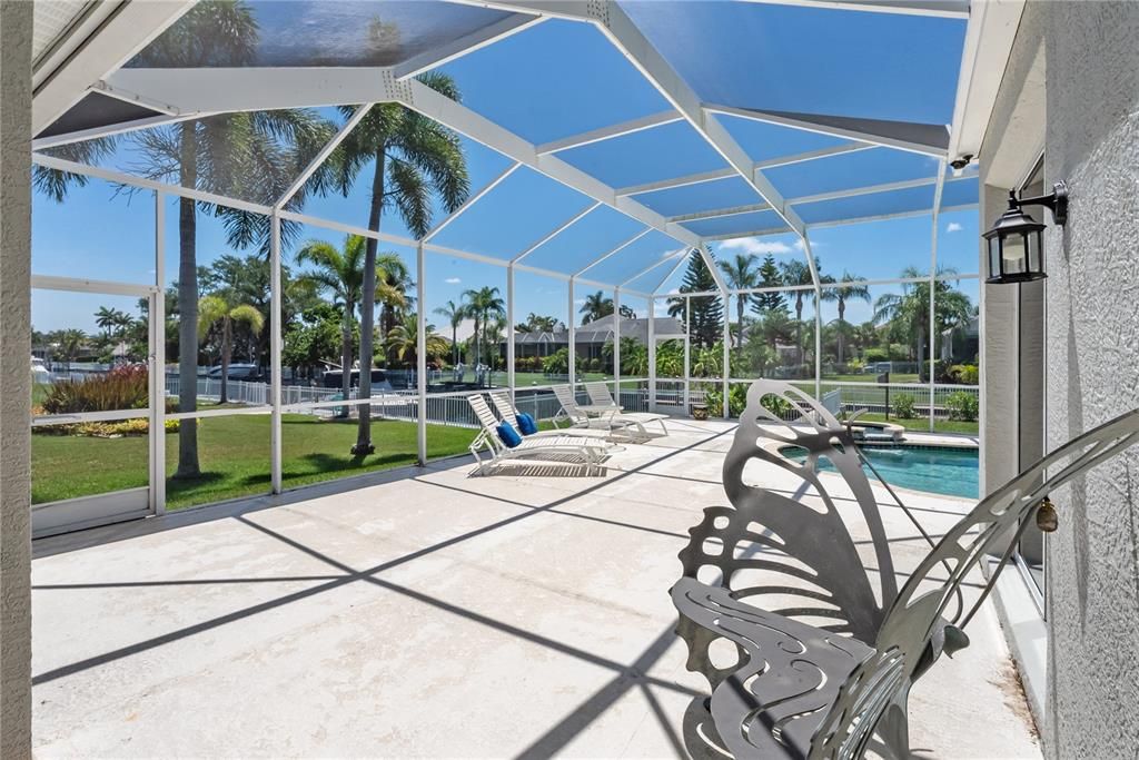 For Sale: $1,050,000 (4 beds, 3 baths, 3470 Square Feet)