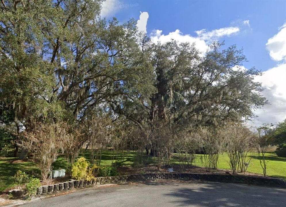 En Venta: $115,000 (0.68 acres)