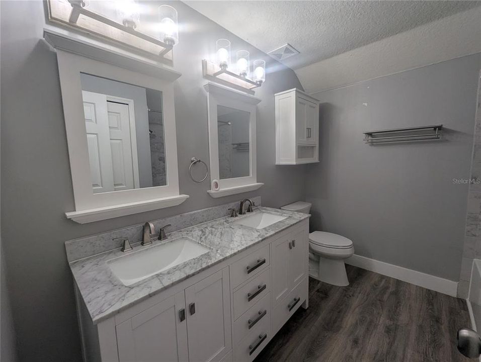 В аренду: $2,800 (4 спален, 2 ванн, 1718 Квадратных фут)
