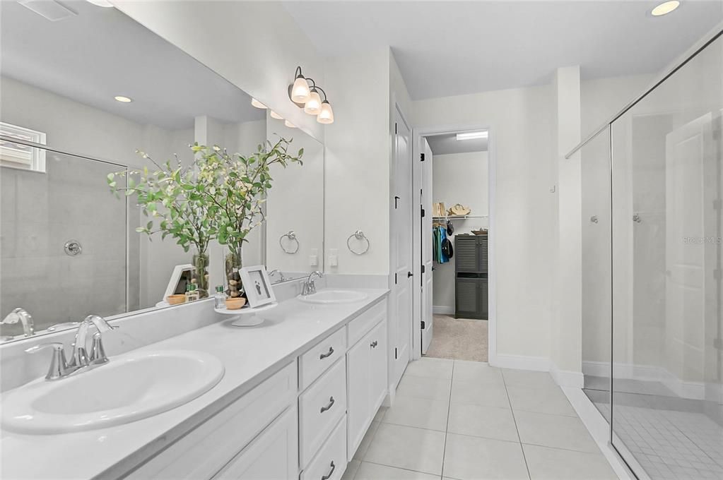 Activo con contrato: $509,900 (3 camas, 3 baños, 2294 Pies cuadrados)