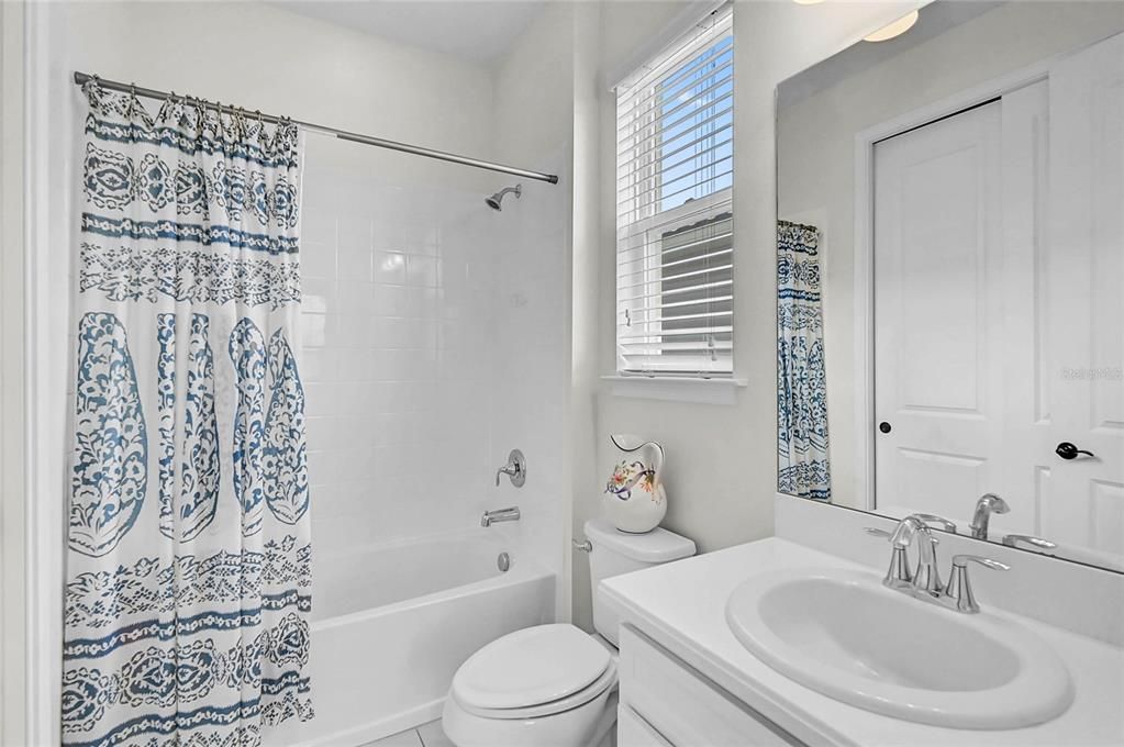 Activo con contrato: $509,900 (3 camas, 3 baños, 2294 Pies cuadrados)