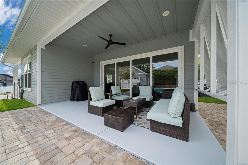 For Sale: $675,000 (3 beds, 2 baths, 2252 Square Feet)